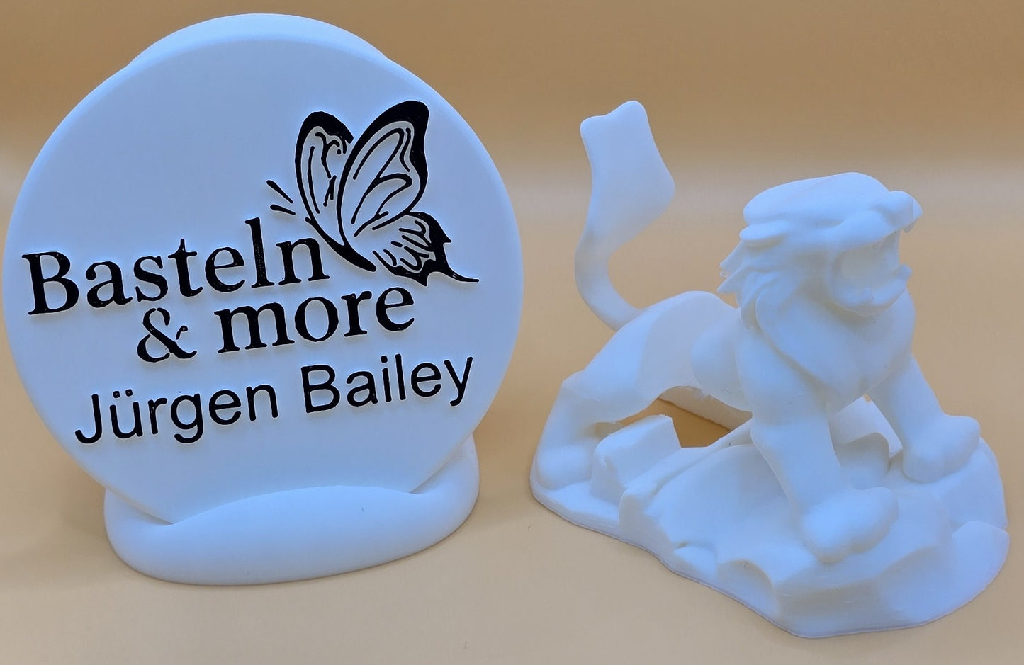 Handyhalterung "Brüllen"