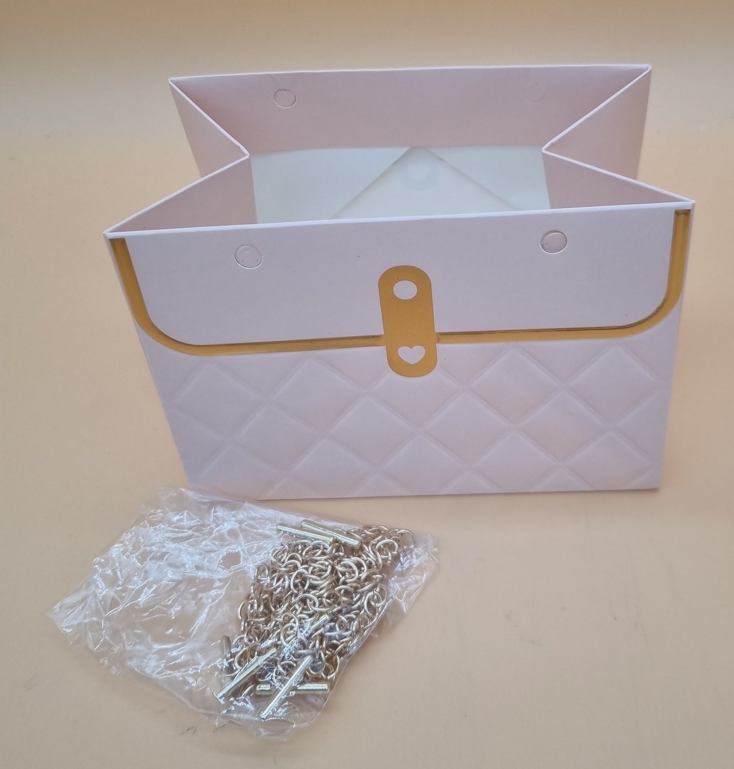 Tasche mit Kette 15x10x10cm "Rosa 769"