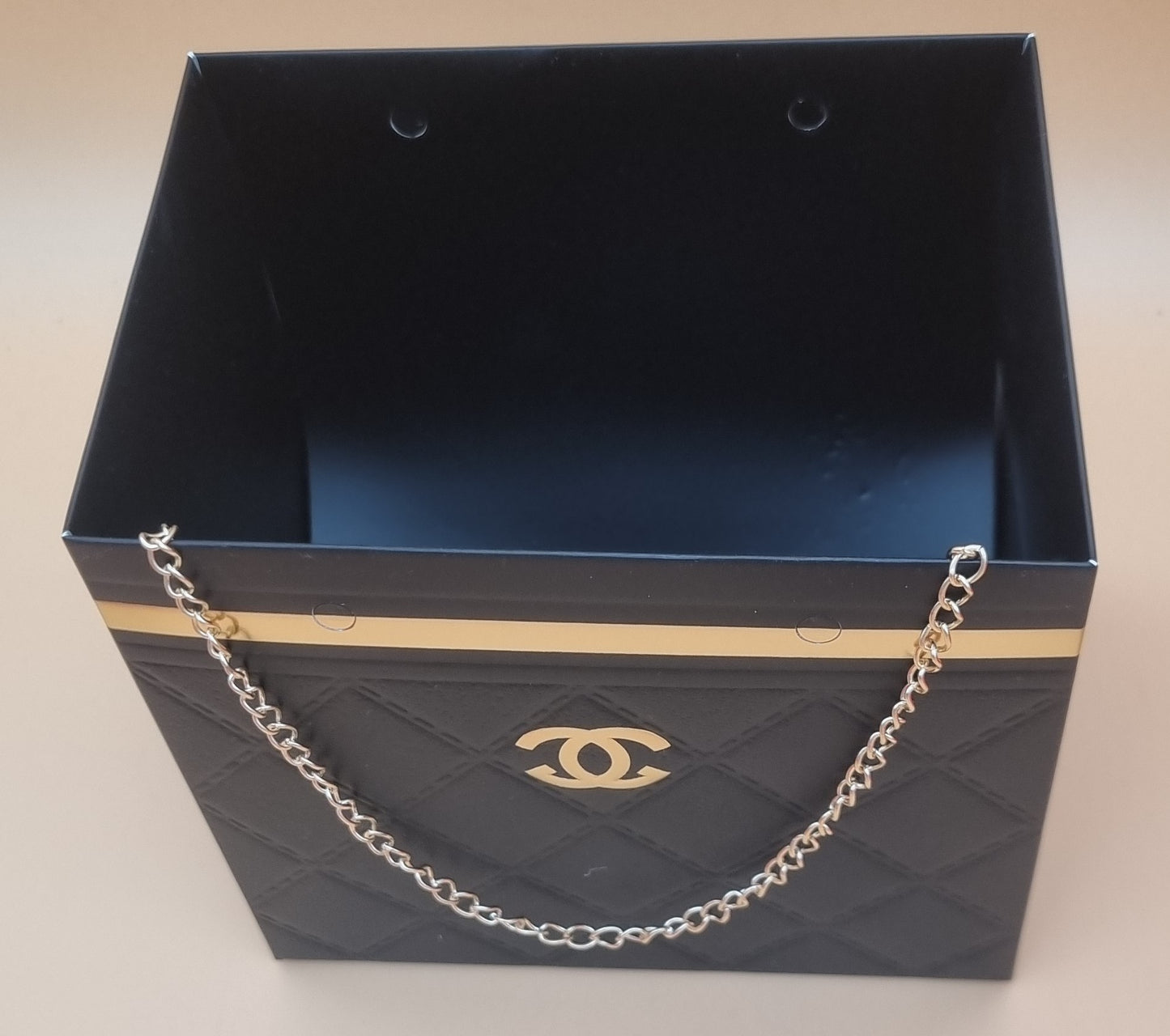Tasche mit Kette 16x15x12cm "Schwarz 781"