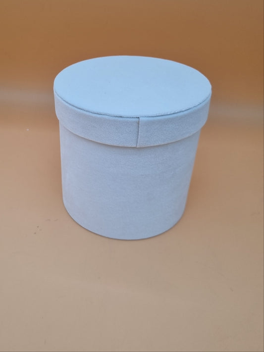 Box Samt 18x17,5cm "Weiß Perl 537"