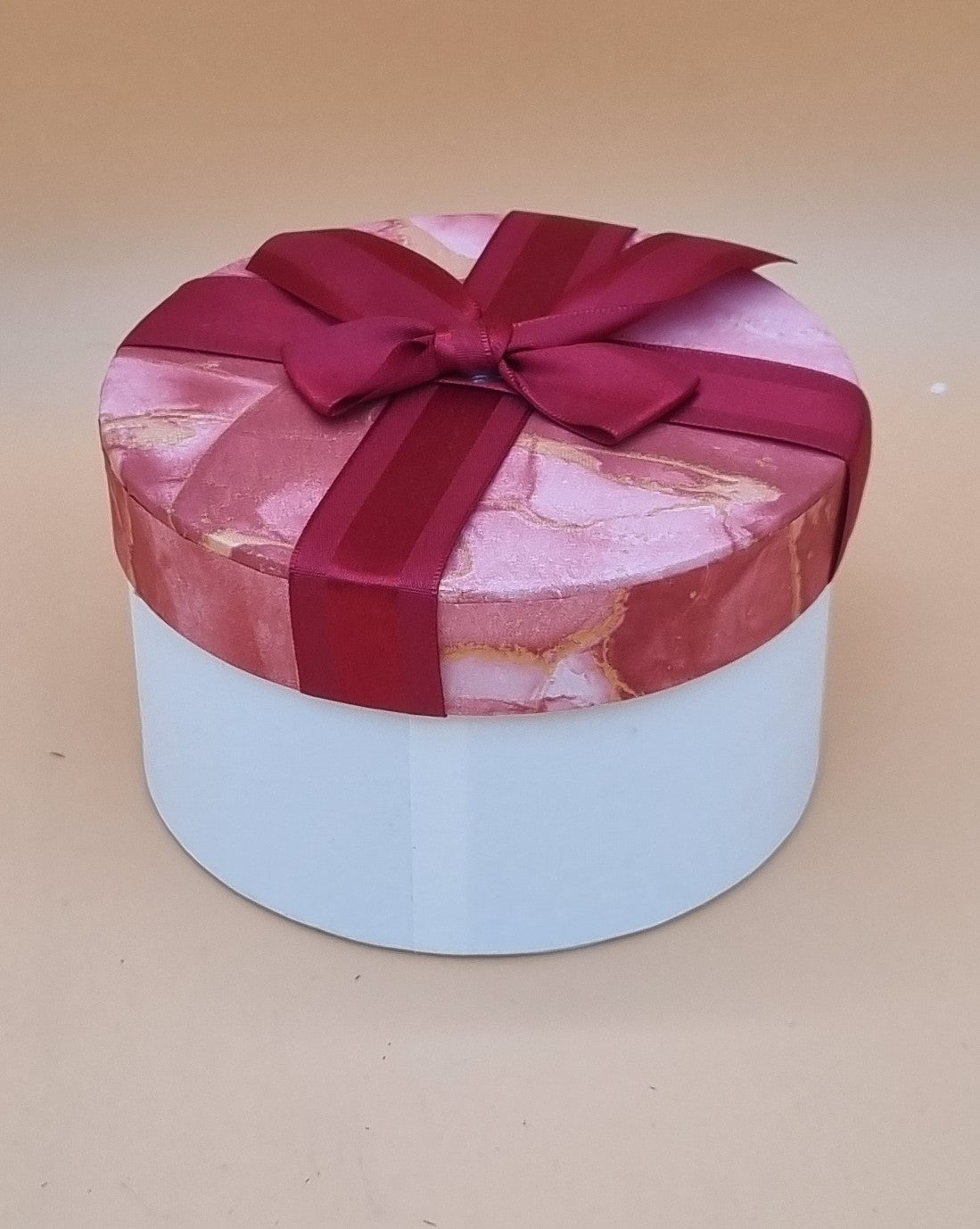 Box mit Deckel 13x7cm "Creme 550"