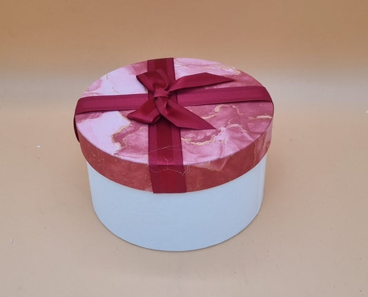 Box mit Deckel 16x9cm "Creme 551"