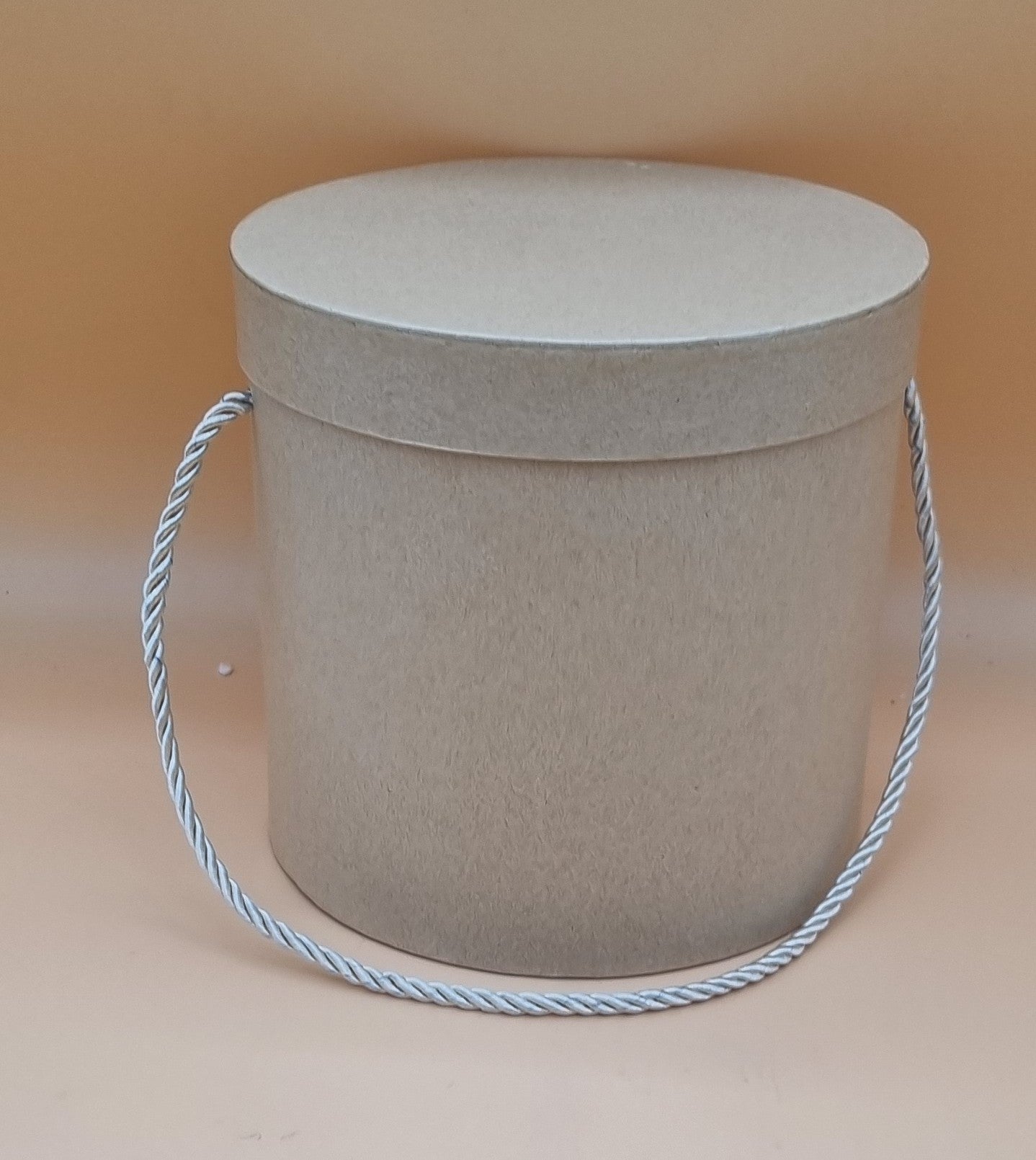 Box mit Deckel 15,5x15cm "Beige 591"