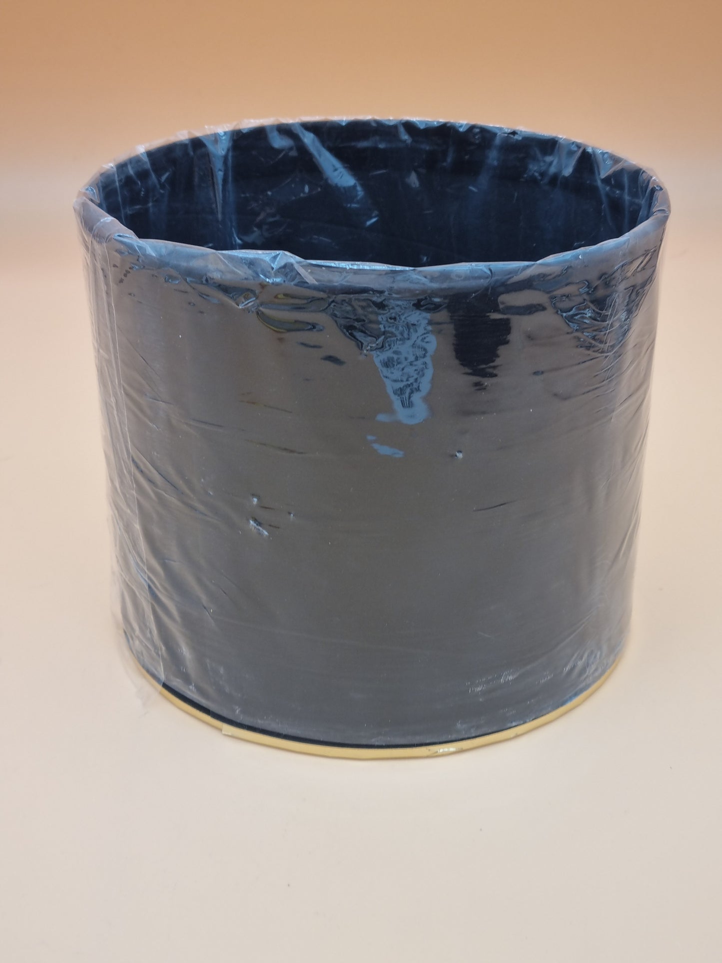 Box Samt 15x13cm "Schwarz 600"