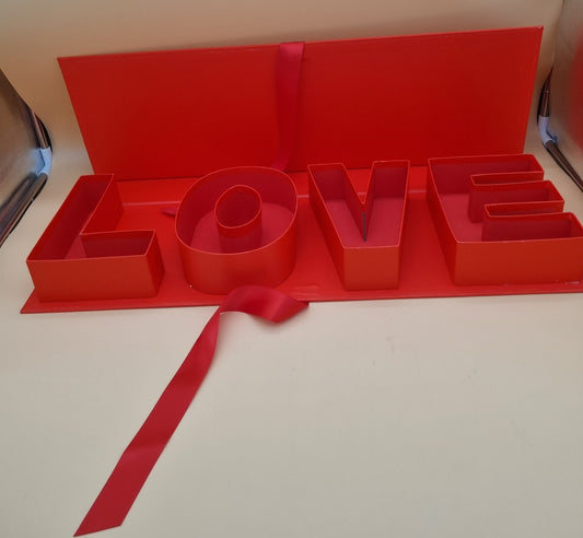 Box LOVE 64x21x7cm "Rot 614"