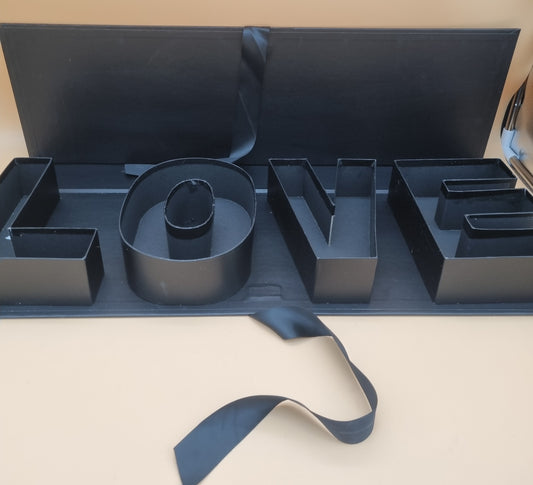 Box LOVE 64x21x7cm "Schwarz 615"