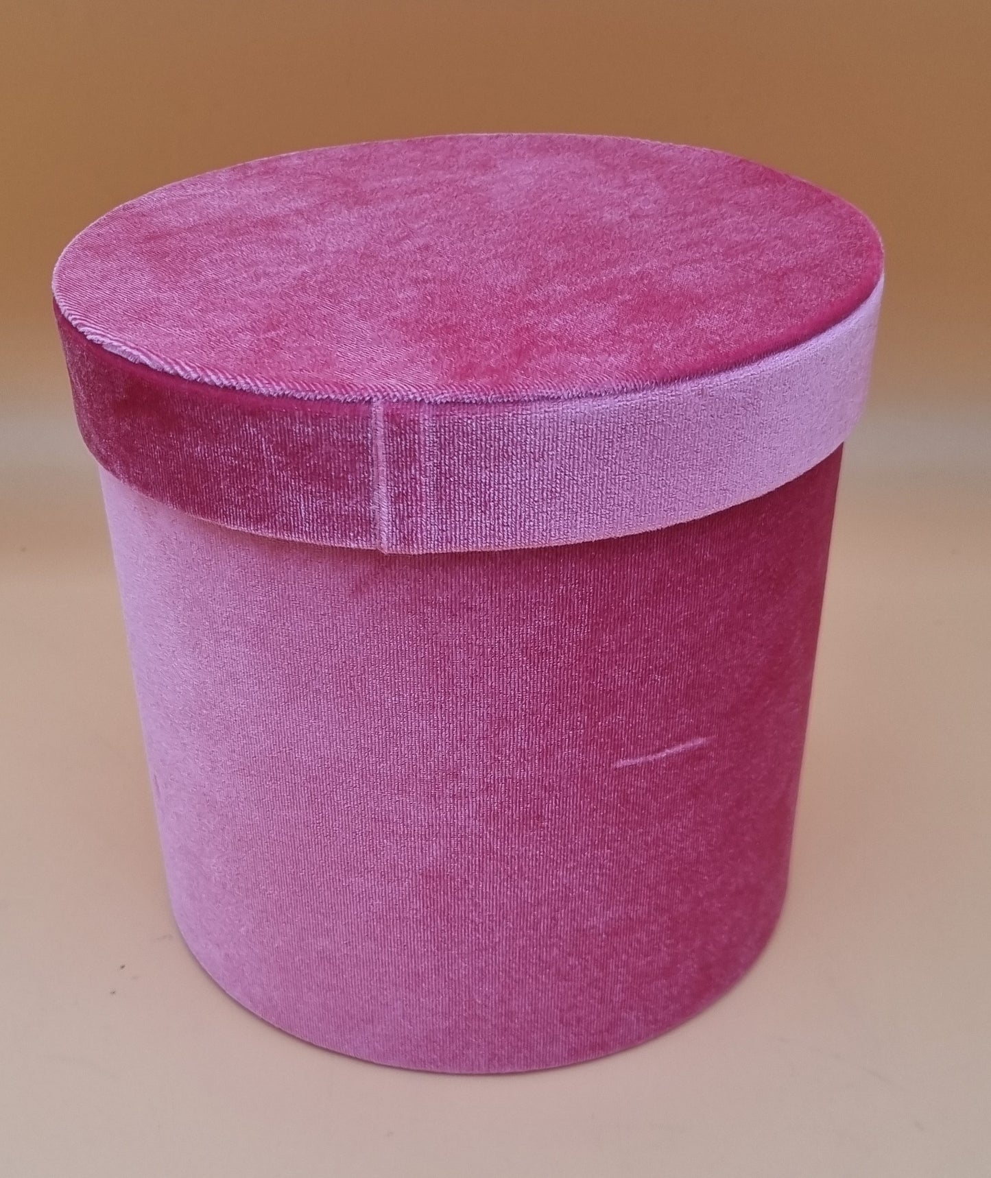 Box mit Deckel 16x16cm "Rosa 647"