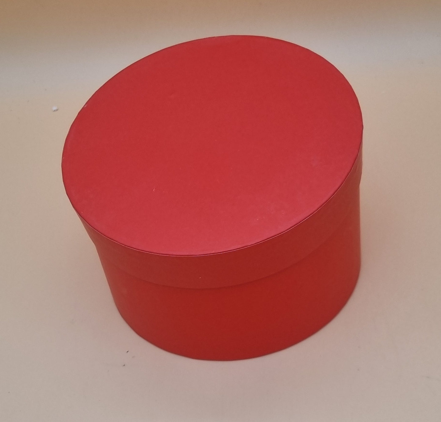 Box mit Deckel 16x9cm "Rot 724"