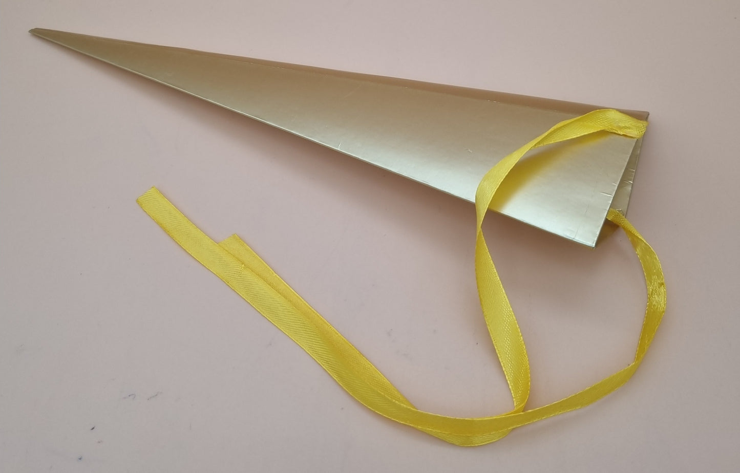 Kegelbox 10x30cm "Gold 751