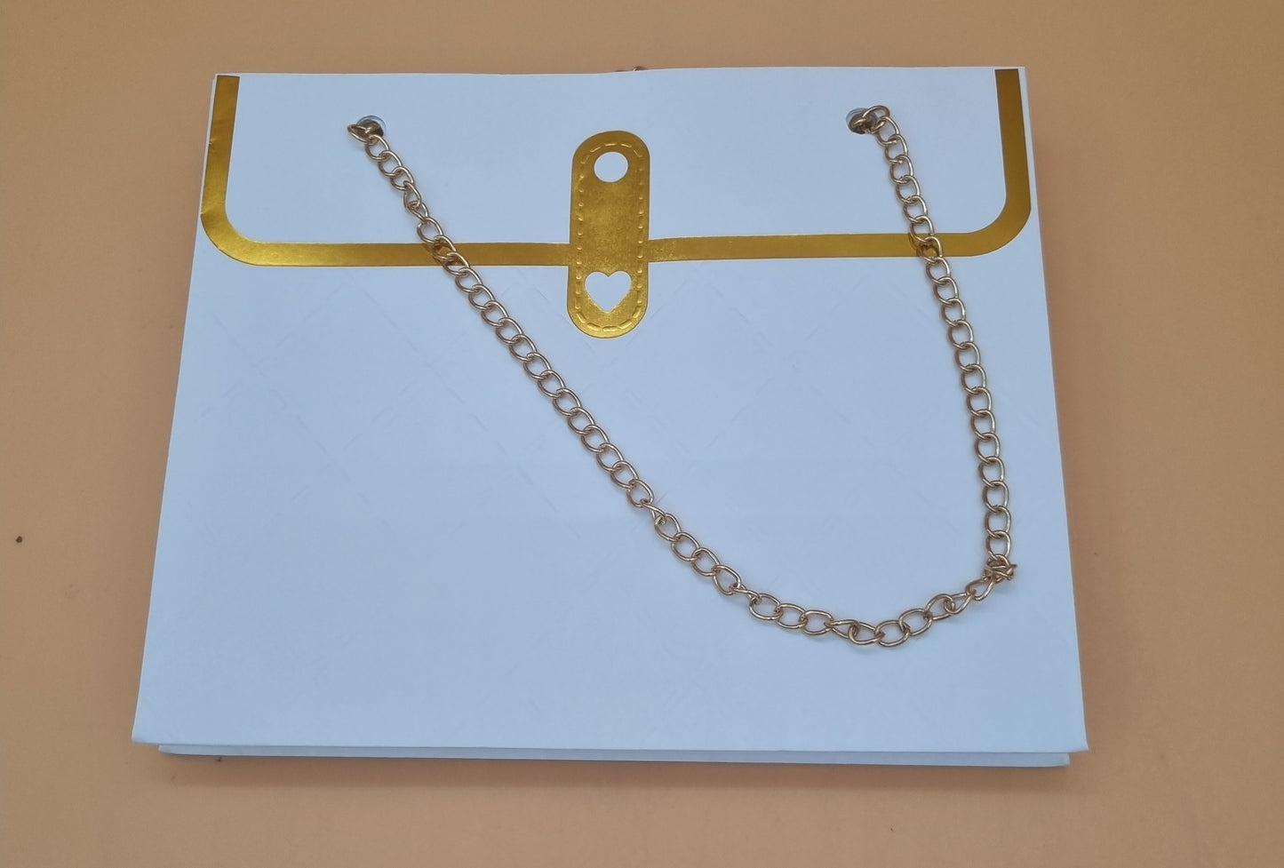 Tasche mit Kette 18x15x12cm "Weiß 773"